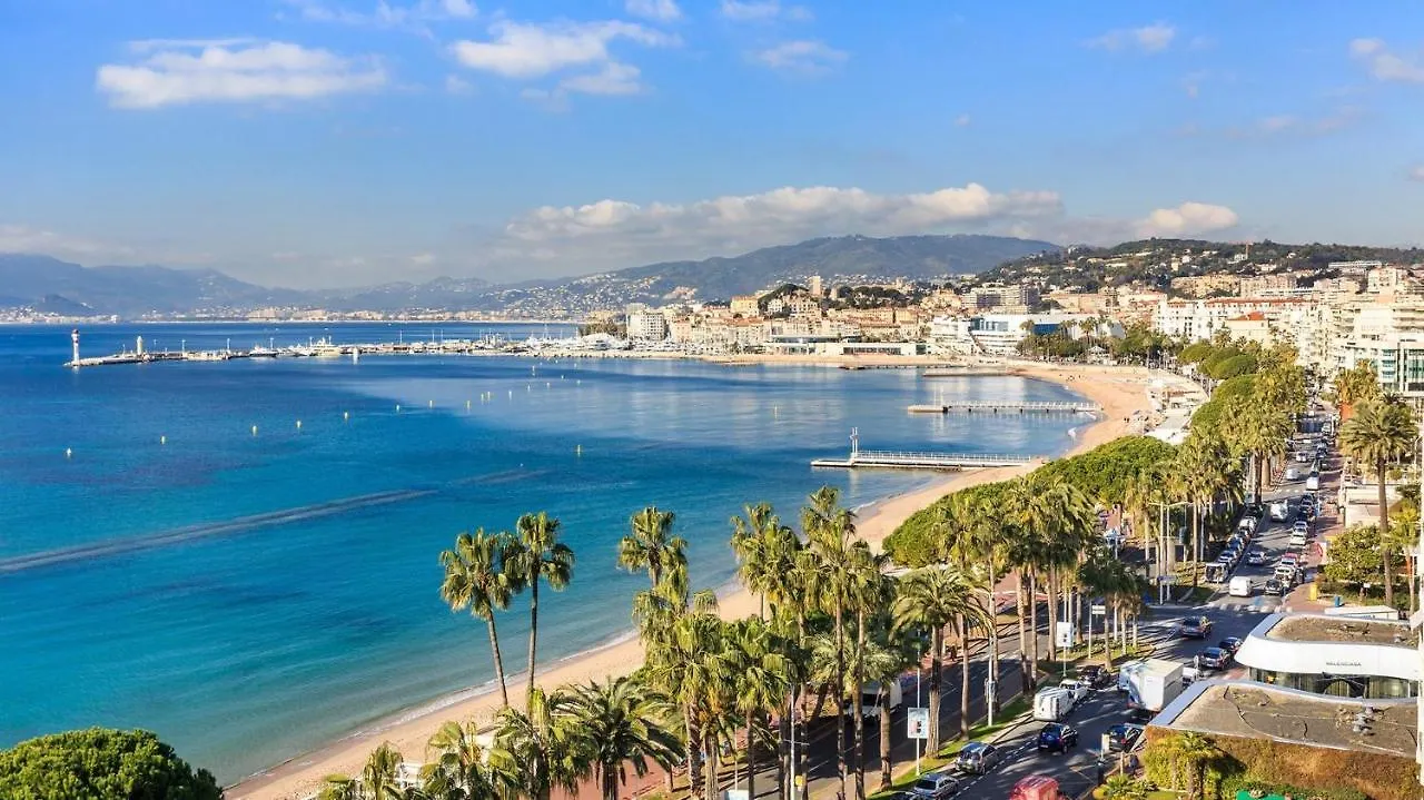 Cannes Croisette - Plages - Palais - Bord De Mer - Appartement Moderne Et Lumineux Avec Balcon